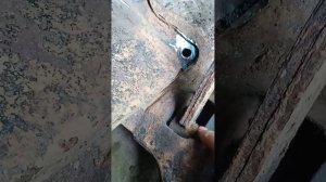 Замена задней балки Mitsubishi Outlander l, особенности замены рычагов.