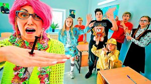 ПРАНК В ШКОЛЕ НА 1 АПРЕЛЯ ЗАШЕЛ СЛИШКОМ ДАЛЕКО! УЧИЛКА В ЯРОСТИ!