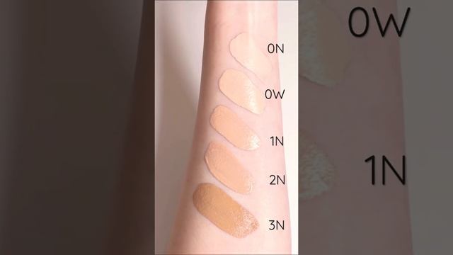 New Dior Forever Skin Glow Foundation swatches (light shades - 0N, 0W, 1N, 2N, 3N)