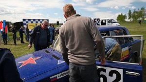 Готовимся к старту. Автокросс.Город Лебедянь Липецкой области. 14 мая 2022. Юниоры и взрослые дядьк