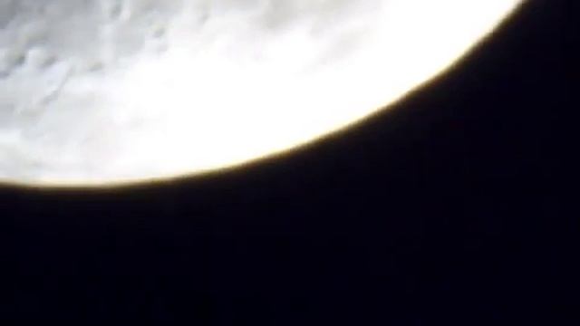 12-01-29 22:39 Moon with Skywatcher 130/900 + Philips SPC900 смотреть онлайн