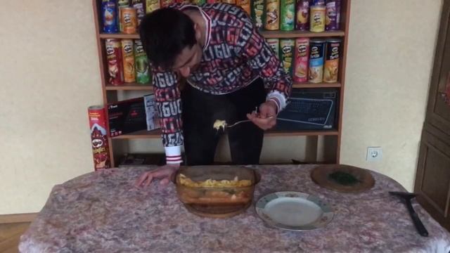 САМЫЙ ПРОСТОЙ И БЫСТРЫЙ РЕЦЕПТ БЕЗ ЗАМОРОЧЕК (ЛЕНИВЫЙ ХАЧАПУРИ В ДУХОВКЕ) смотреть онлайн