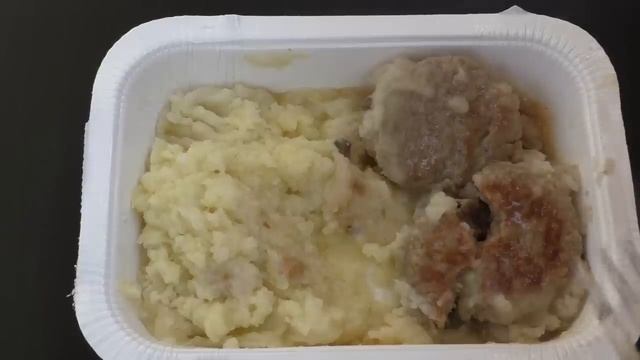 Котлетки куринные с картофельным пюре под белым грибным соусом ЗАО ПК Корона смотреть онлайн