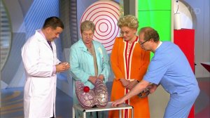 Узел в щитовидной железе. Как с ним жить. Жить здорово! Фрагмент выпуска от 15.09.2015