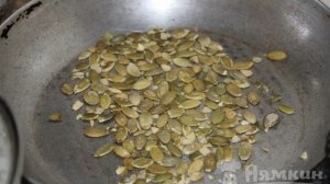 Свекольная намазка с фетой на хлеб