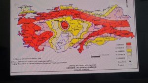 АНТАЛИЯ В ЗОНЕ РИСКА ЗЕМЛЕТРЯСЕНИЙ. AFAD ОКРАСИЛ ЕЁ В КРАСНЫЙ ЦВЕТ.