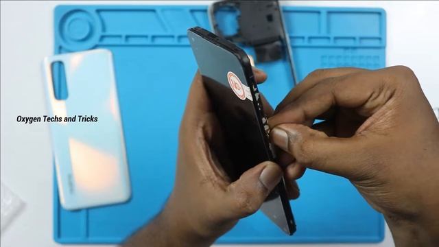 Realme 7 Display Replacement and Disassembly смотреть онлайн