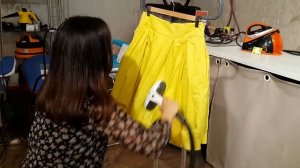 Отпариватель или парогенератор - что справится лучше с глажкой сложной юбки?