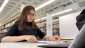 ПРОДУКТИВНЫЙ день в АМЕРИКЕ: готовлюсь к САТ, хожу по walmart, учусь в библиотеке