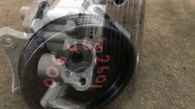 Насос ГУР Мерседес Е 212 C 204 A0064662601, A0064663401 смотреть онлайн