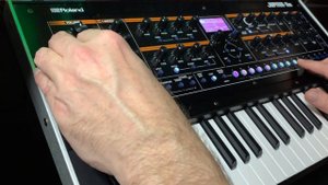 Roland JUPITER-Xm Custom Drums experiment