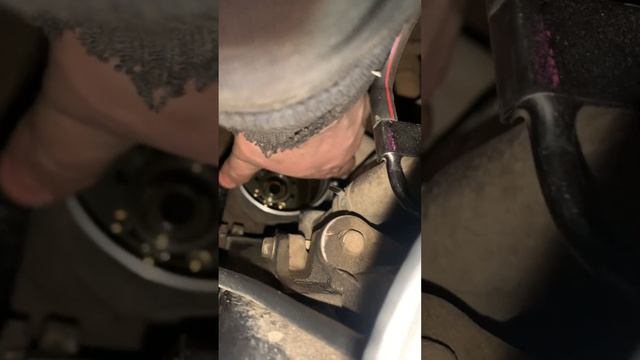 Замена на полноценный масляной фильтр D4EA,D4EB смотреть онлайн