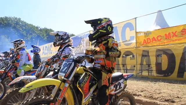 Этот парень знает куда деть эмоции перед стартом смотреть онлайн