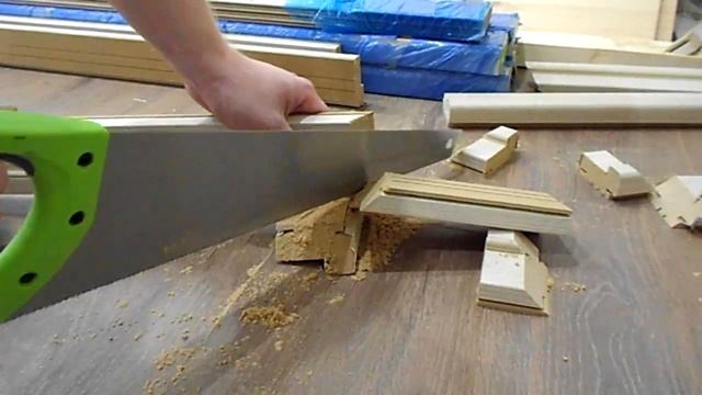 Межкомнатная дверь и дверная коробка (Как установить и врезать петли своими руками)
