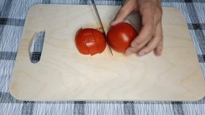 Самый простой и вкусный Салат с куриной грудкой.и помидорами