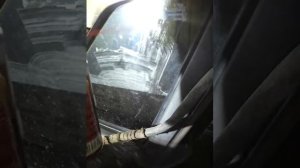 Как смыть клей после снятия тонировки