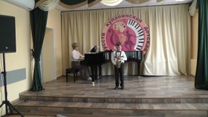 Максим Хабазашвили 8 лет. Andre Waignein "Little Concerto" ( part II) soprano saxophone