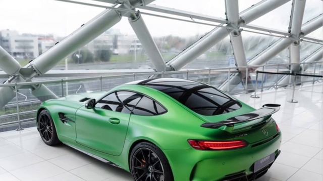 Mercedes-Benz AMG GT R 4.0 Track Pack Carbon Roof смотреть онлайн