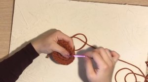 МК Подставка под горячее (подстаканник) с ушками крючком