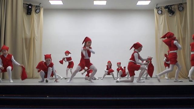 69472 Ансамбль "Планета детства", с. Мельница - Веселые гномики смотреть онлайн