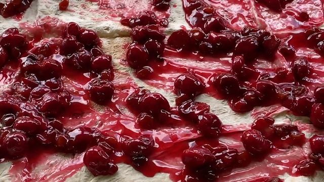 ШТРУДЕЛЬ с ВИШНЕЙ из лаваша. Вкусненько и очень просто!