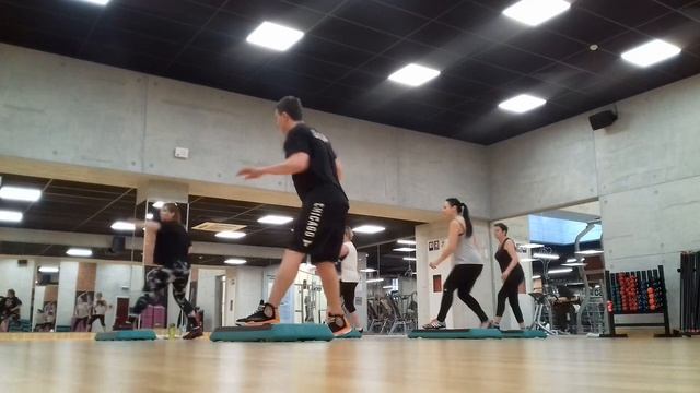 Степ аэробика. Step aerobic (парный степ на одной платформе 16)