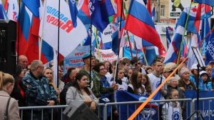 Митинг в поддержку референдумов на Донбассе прошел в Иркутске