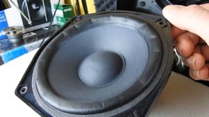 Aiwa NSX-D636 | 5.25" Midrange Woofer Free Air test