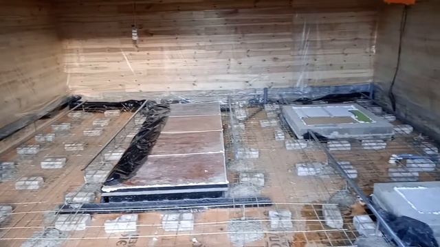 закончена подготовка пола в гараже к заливке бетоном