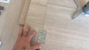 Как крепить опору брифинг-приставки стола или барной стойки