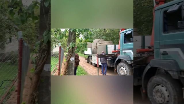 Канализация под ключ для дачи. Дошли до песка. Дождик помешал заехать манипулятору )