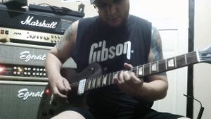 Gibson Les Paul Traditional vs Studio (Burstbucker vs Classic 57 pickups)