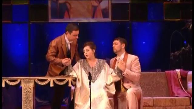 Фрагмент из оперетты «Летучая мышь» Новосибирского музыкального театра смотреть онлайн