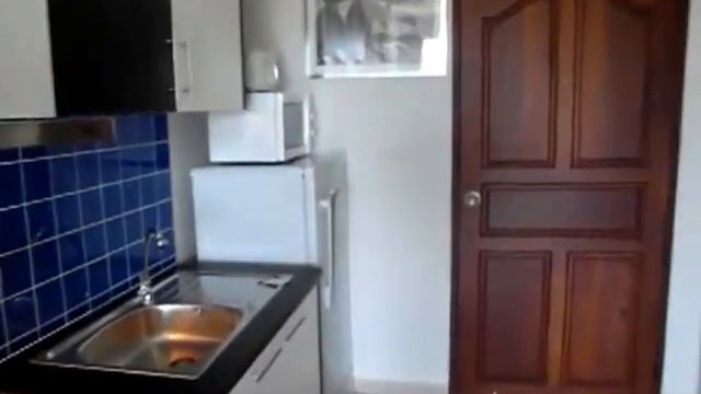 Beach & Mountain Condo F5 R504 1 спальня и гостиная кухня оборудована Джомтьен Паттайя смотреть онлайн