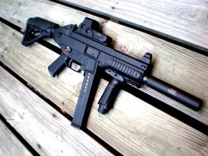 HK UMP-45 - Неполная разборка и сборка