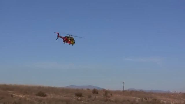 Flying Lego 9396 Helicopter RC #2 test flight смотреть онлайн