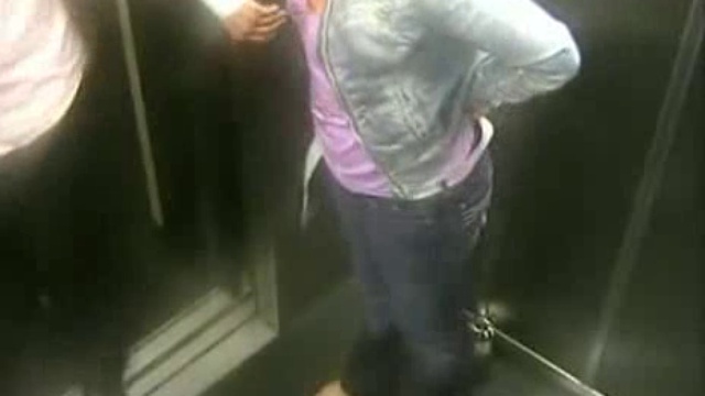 надула в лифте смотреть онлайн