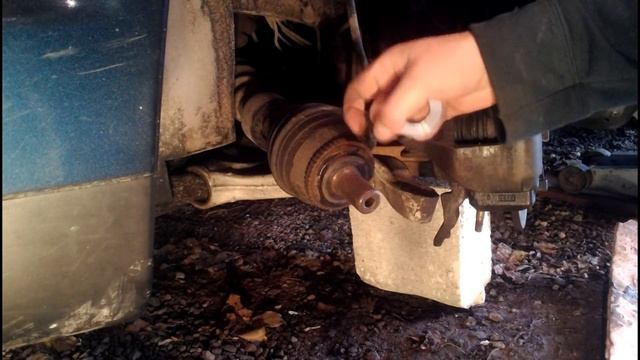 Устранение люфта в триподе шайбой, на Вольво S80