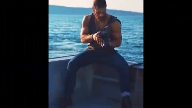 Вот клип, благодаря которому Джан Яман прославился! смотреть онлайн