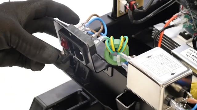 Как заменить предохранитель на беговой дорожке T900A смотреть онлайн