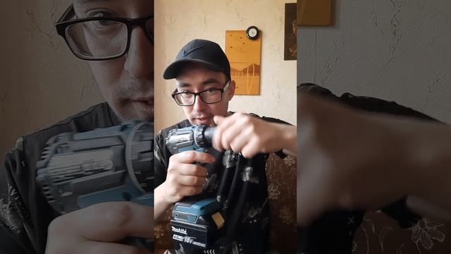 #makitatools Установка биты в шуруповерт смотреть онлайн