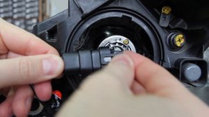 Светодиодная лампа NeTuning HB3 J2 установка в фару ближнего дальнего света линзованная оптика