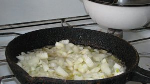 Жареный лук на зиму в банке