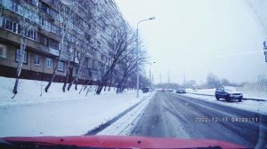 Разворот вне перекрестка ул.Ратная. Ученик растерялся при развороте. Маршрут ГИБДД Северное Бутово.