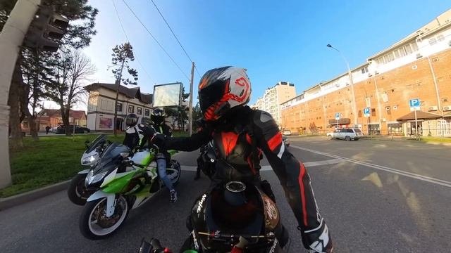 МотоЛеди на спортбайке это красиво