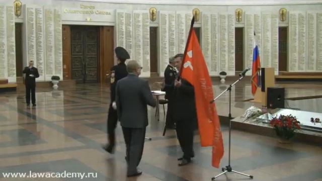 ТВЦ МЮИ Вручение копии знамени Победы МЮИ смотреть онлайн