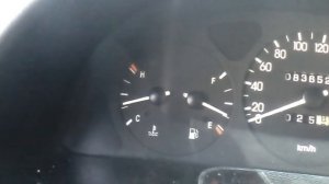 Датчик температура охлаждающей жидкости.