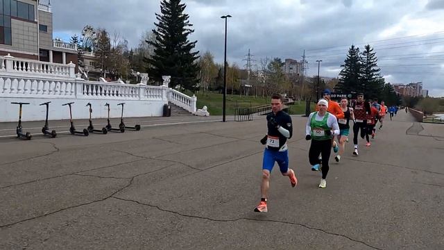 КАК ПРОБЕЖАТЬ 5 КМ ИЗ 20 МИНУТ? Тактика 5 км смотреть онлайн