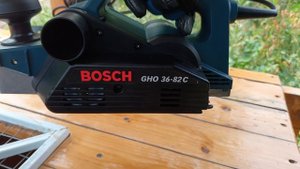 Электрорубанок BOSCH GHO 36-82c