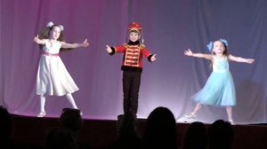 Папа подари мне куклу (танец)